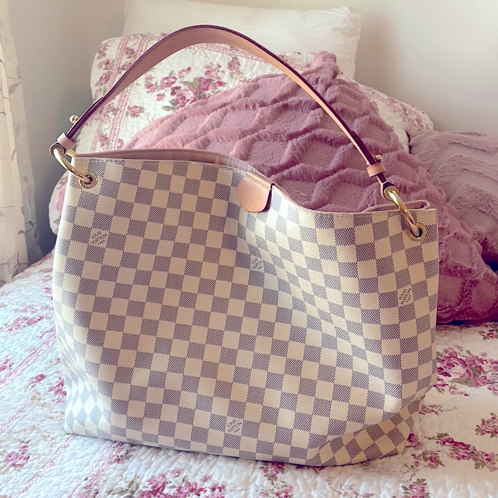 💯 Authentic Louis Vuitton Graceful PM